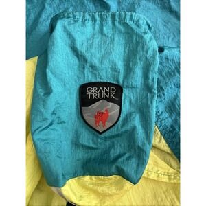 Grand Trunk Parachute Beach Blanket Yellow Teal Lightweight Packable Quick Dry